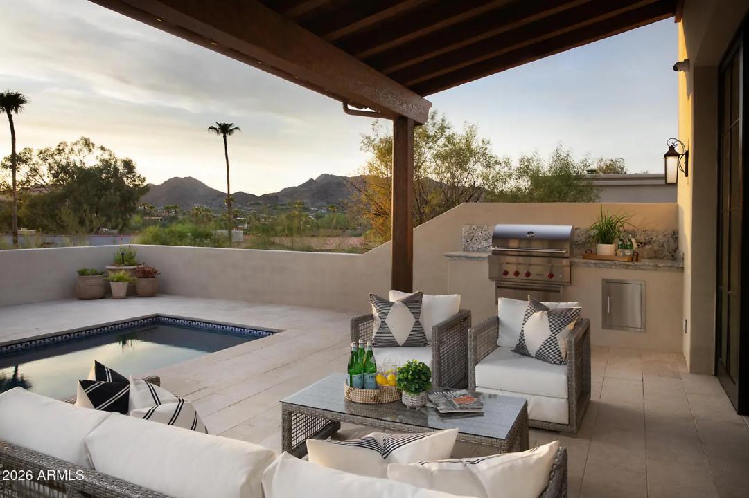 Real Estate Picture 26