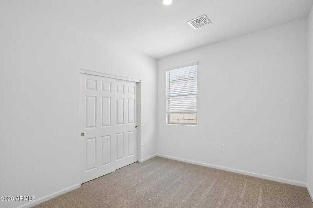 Real Estate Picture 19