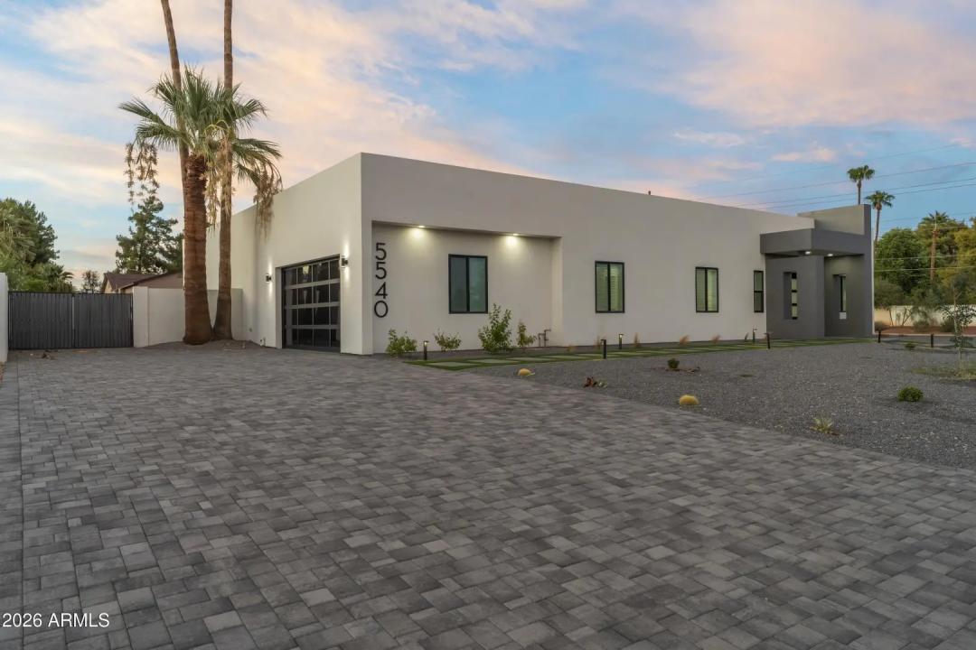 Real Estate Picture 2