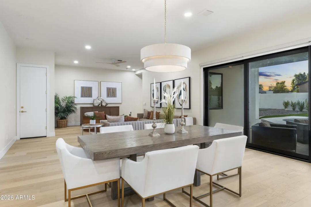 Real Estate Picture 18