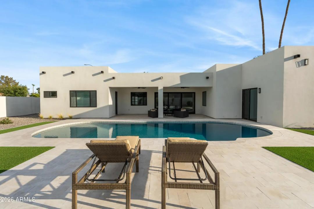 Real Estate Picture 50