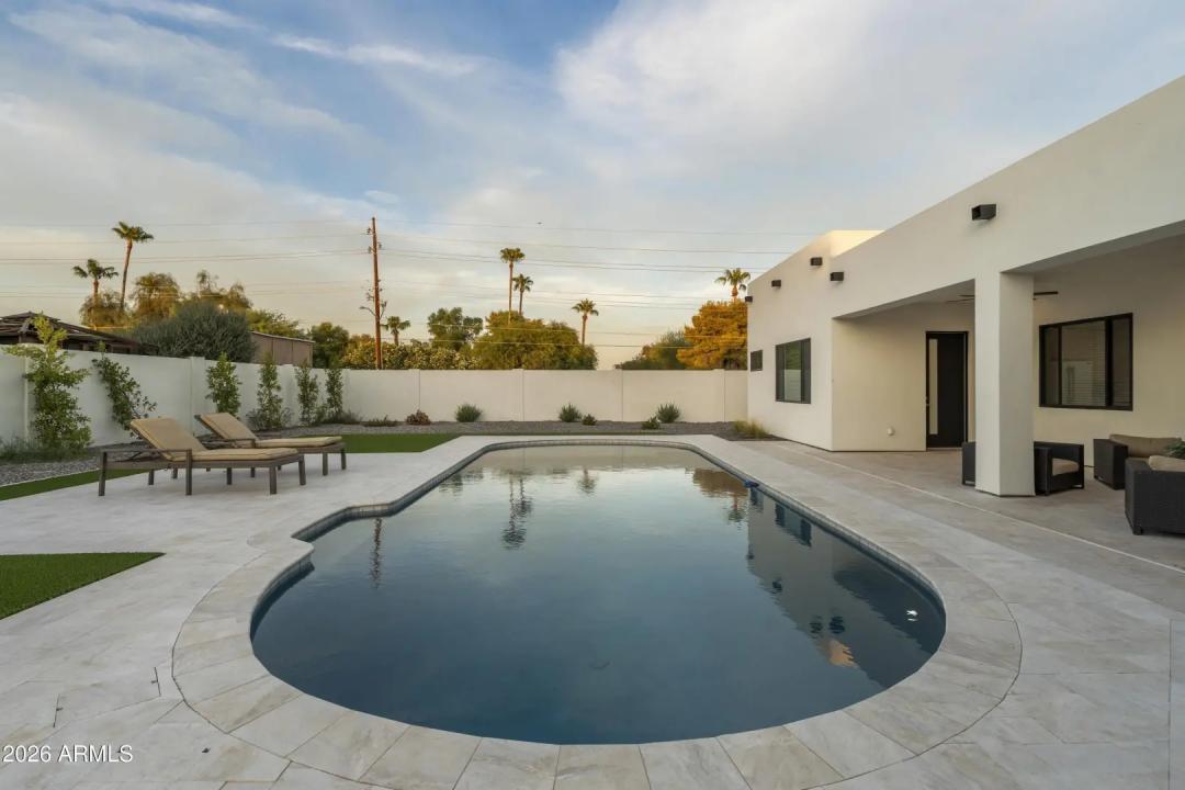 Real Estate Picture 58