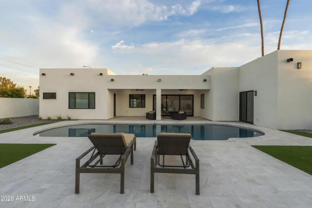 Real Estate Picture 60
