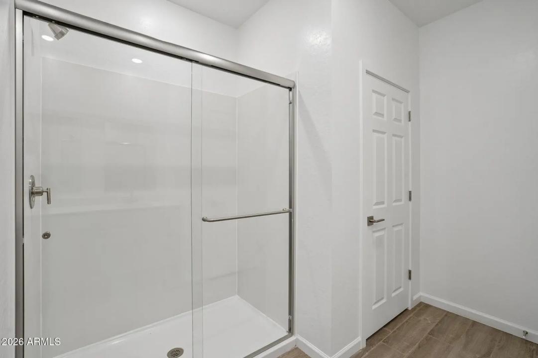 Real Estate Picture 23