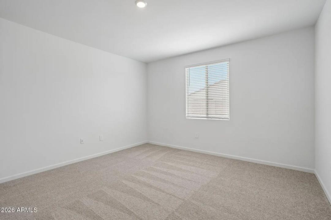 Real Estate Picture 26