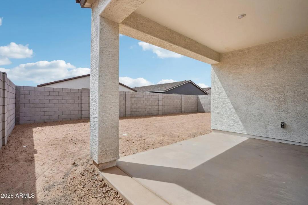 Real Estate Picture 27