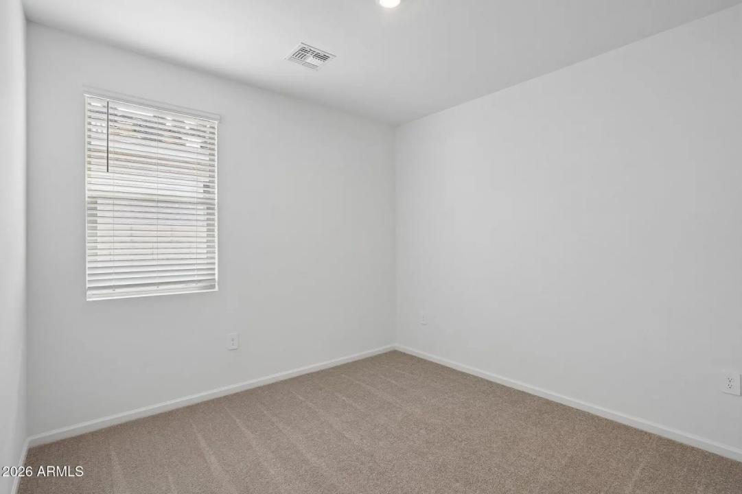 Real Estate Picture 13