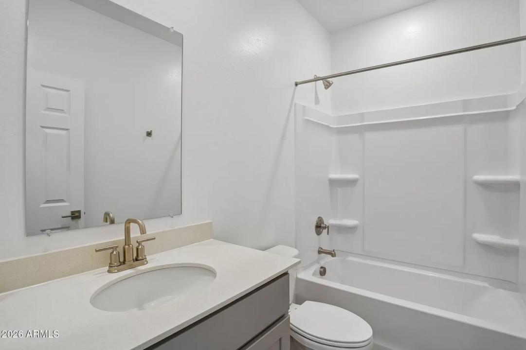 Real Estate Picture 15
