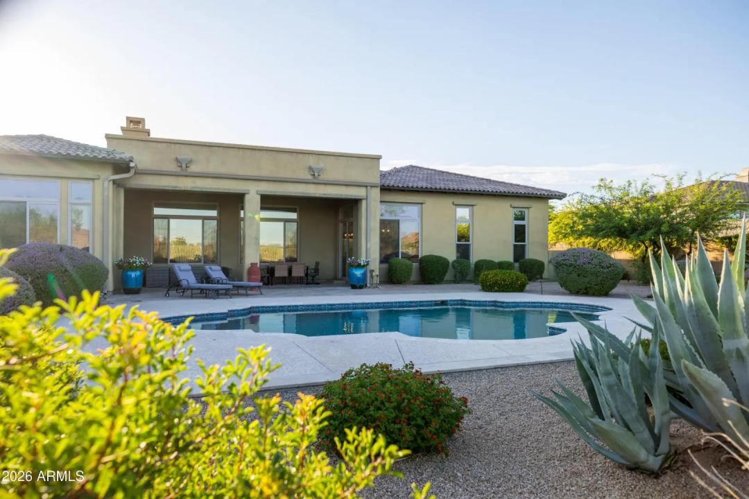 Real Estate Picture 23