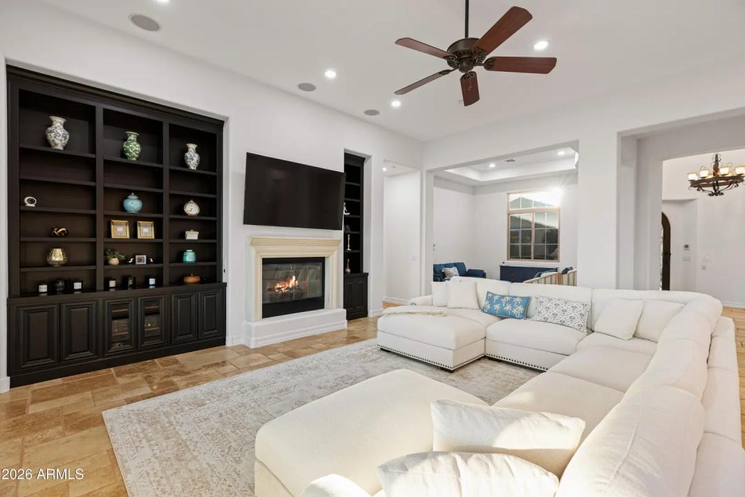 Real Estate Picture 35