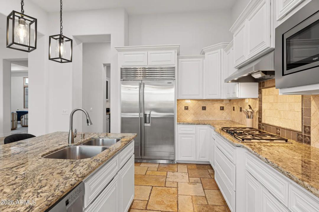 Real Estate Picture 36