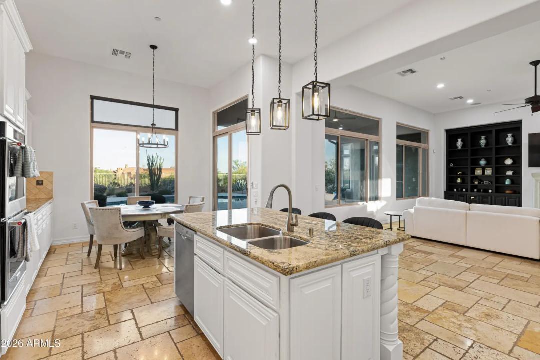 Real Estate Picture 37