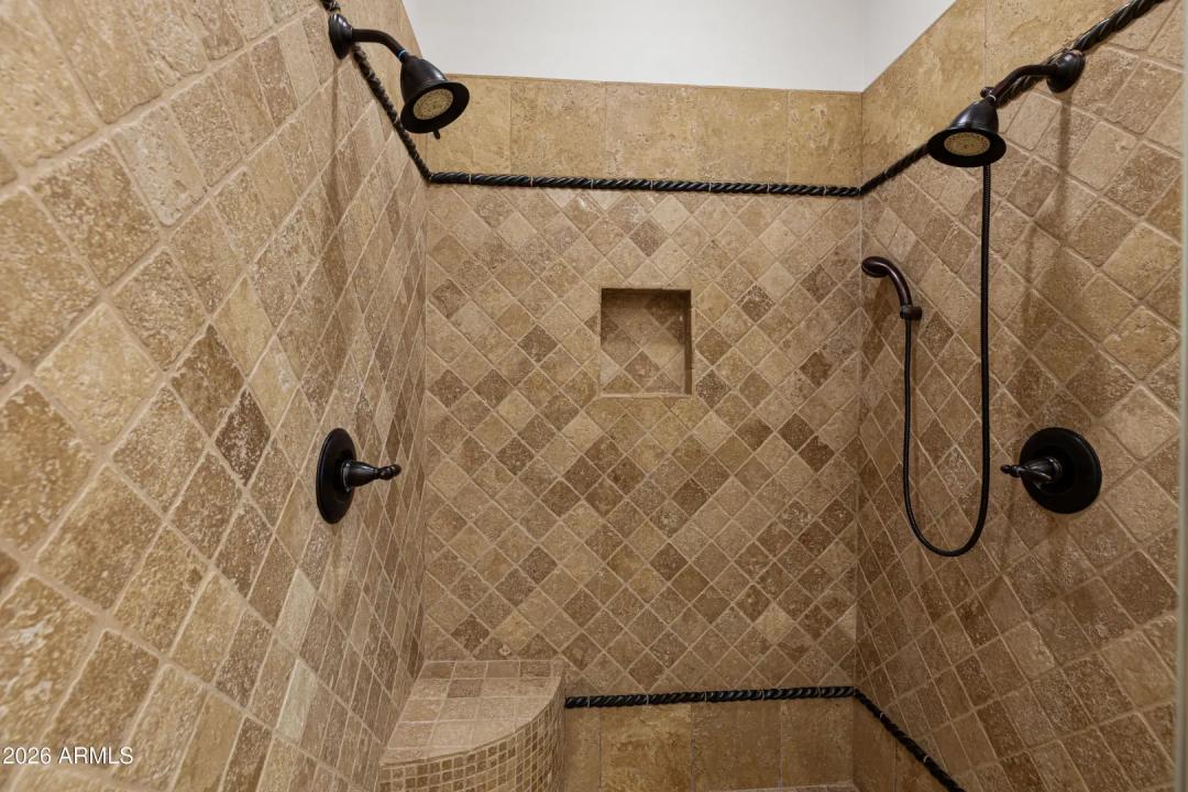 Real Estate Picture 43