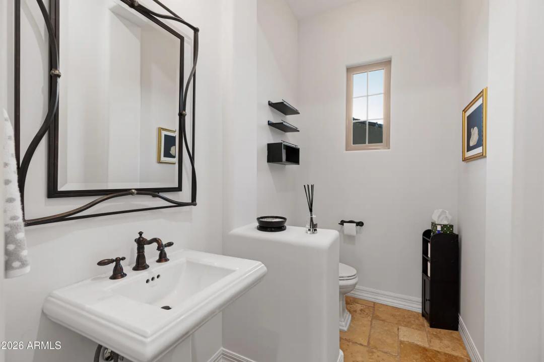 Real Estate Picture 45