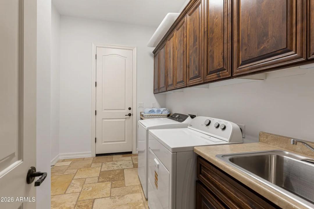 Real Estate Picture 57