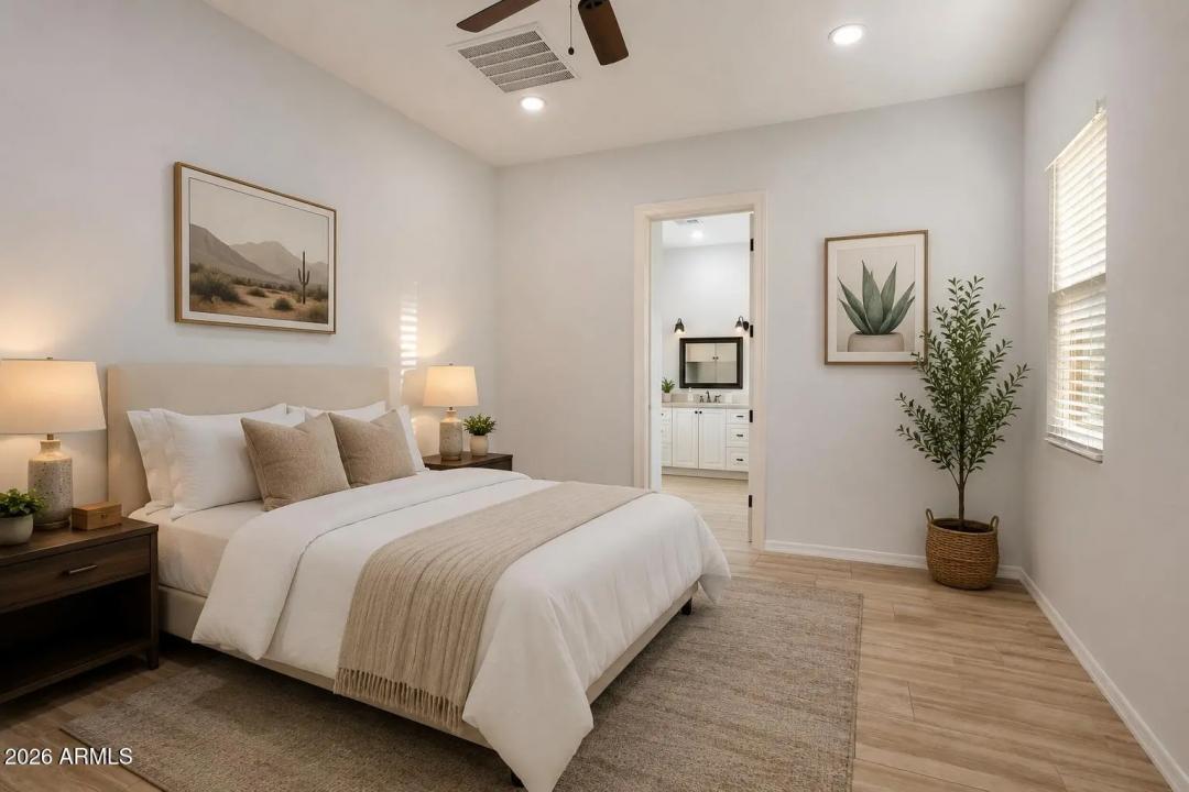 Real Estate Picture 12