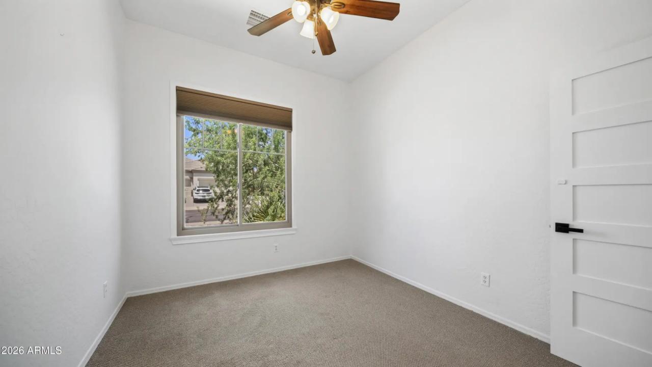Real Estate Picture 29