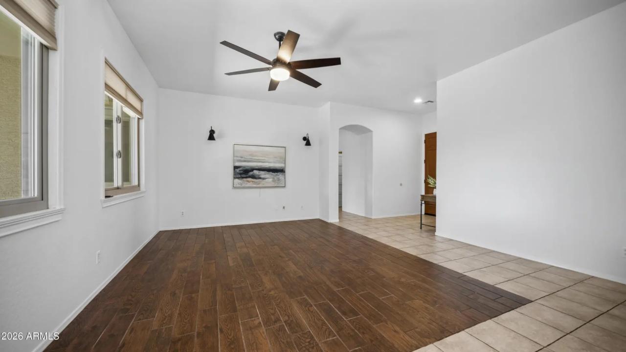 Real Estate Picture 8
