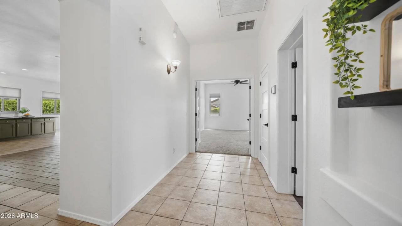 Real Estate Picture 20