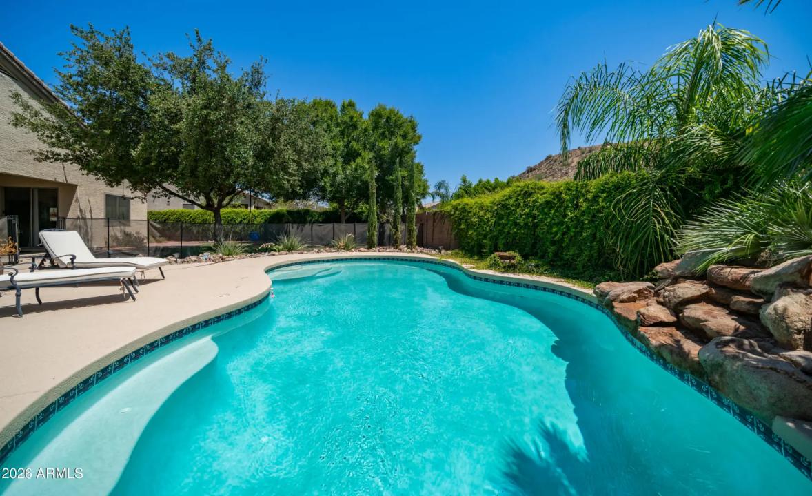 Real Estate Picture 36
