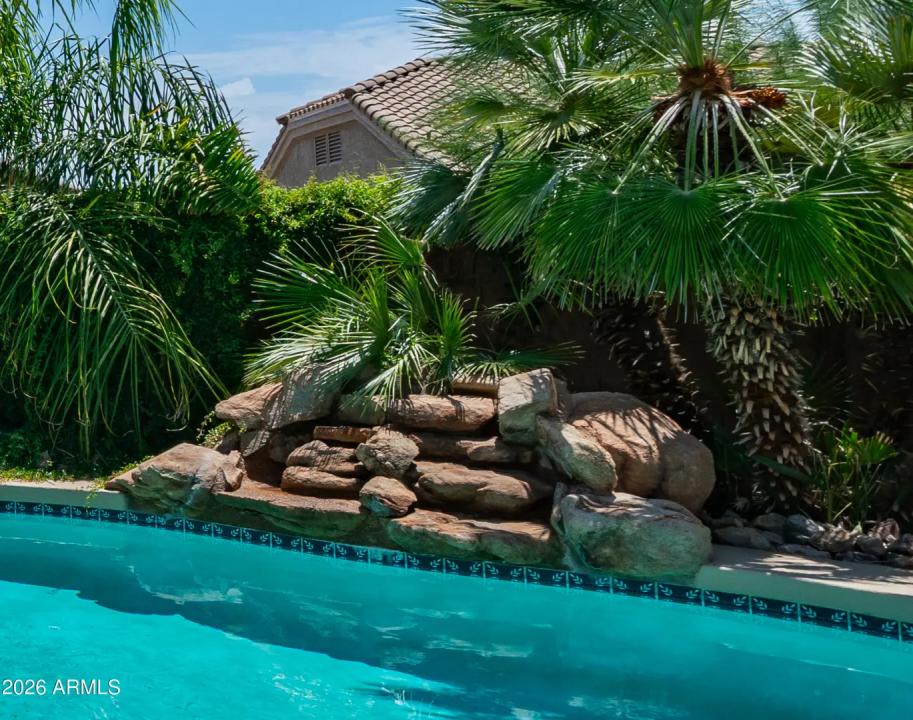 Real Estate Picture 38