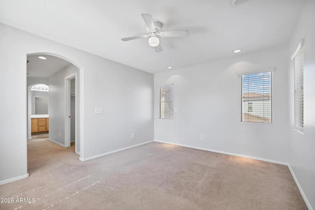 Real Estate Picture 6