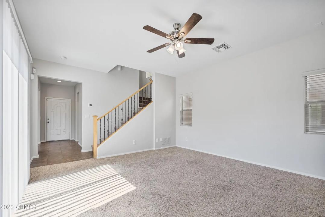Real Estate Picture 11