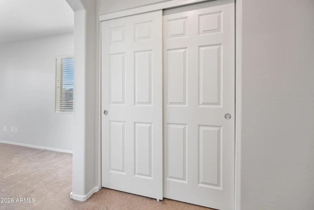 Real Estate Picture 24