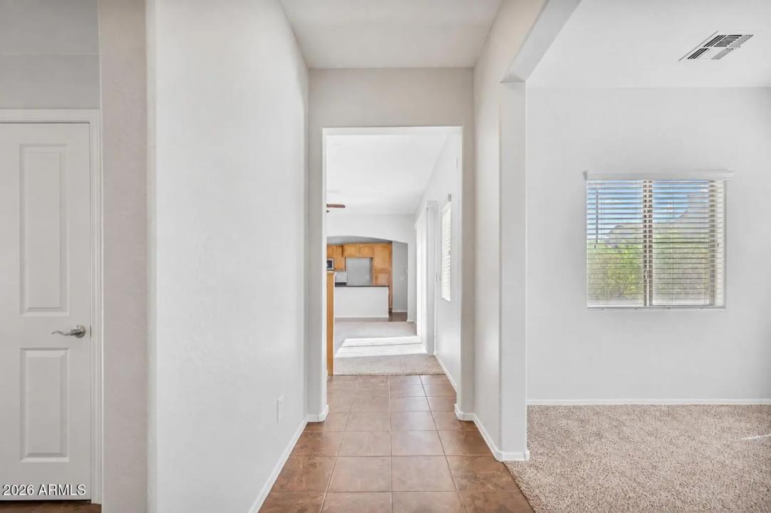 Real Estate Picture 8