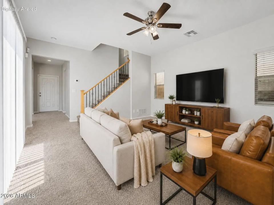 Real Estate Picture 10