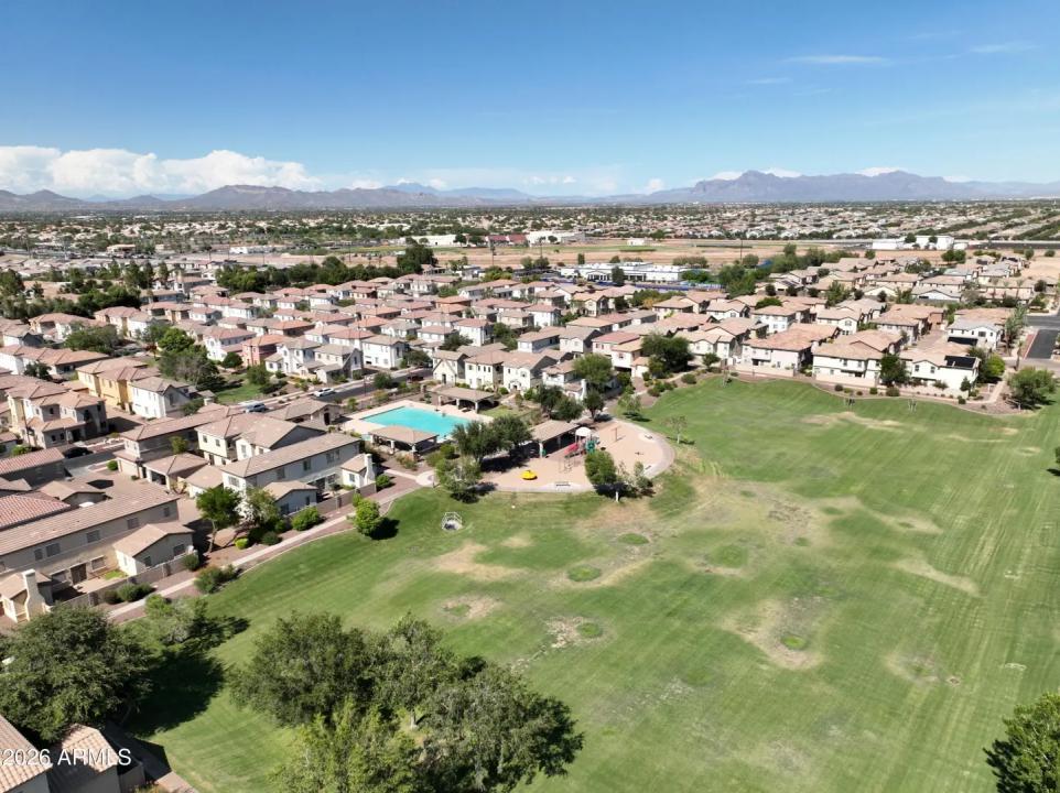 Real Estate Picture 34