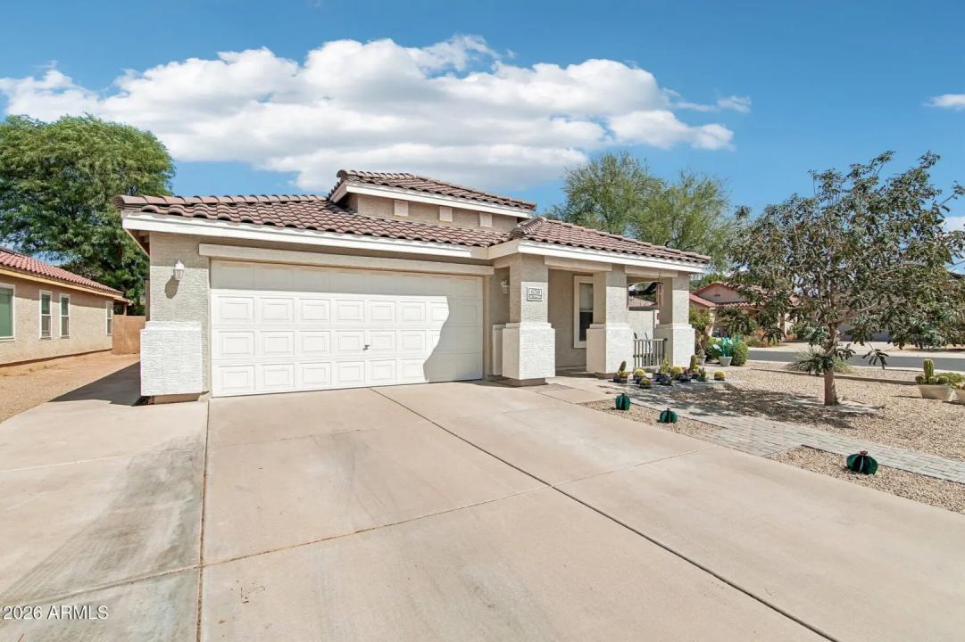 Real Estate Picture 2