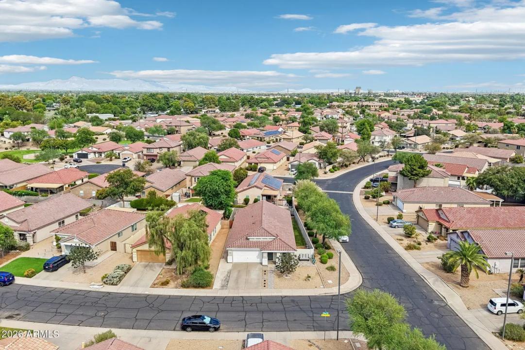 Real Estate Picture 34