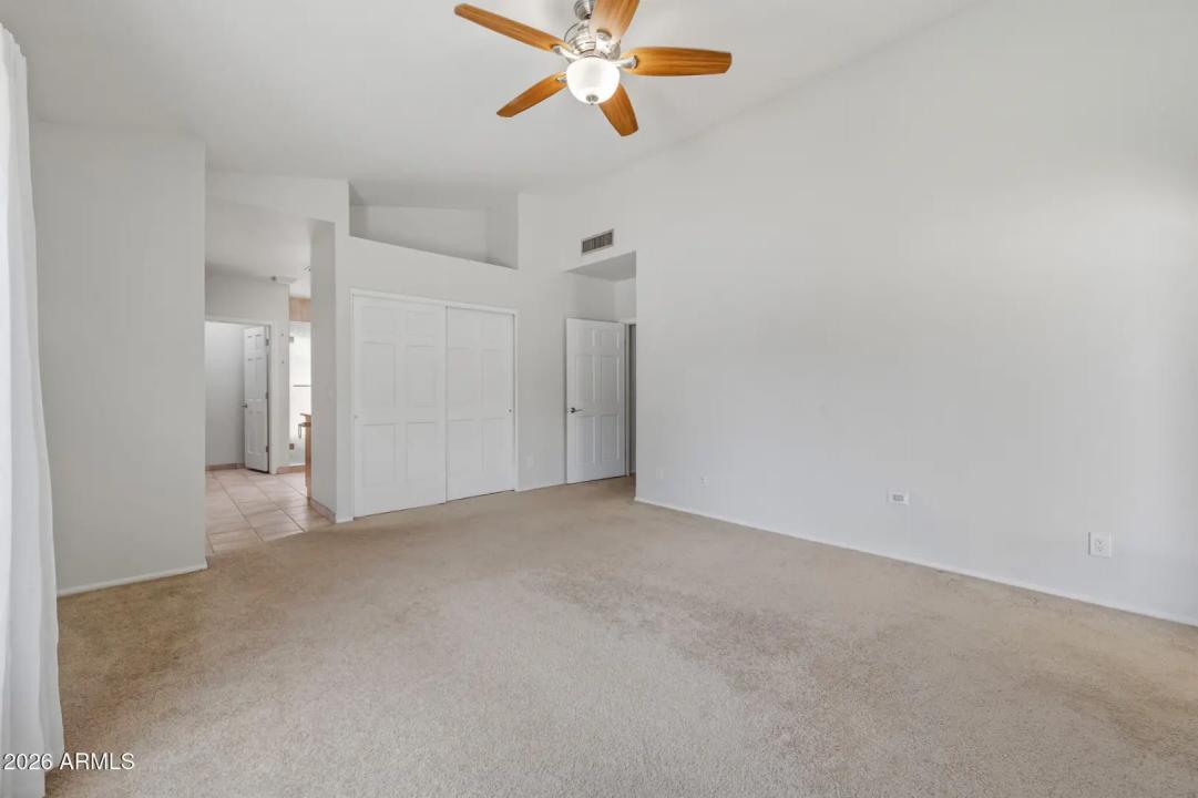 Real Estate Picture 22