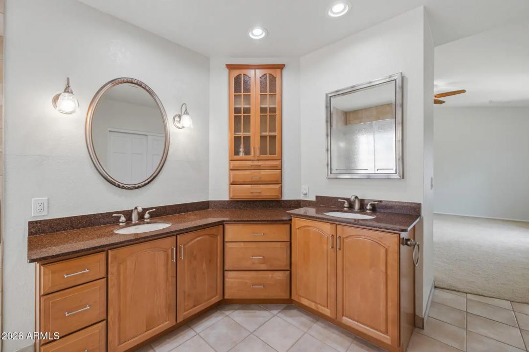 Real Estate Picture 26