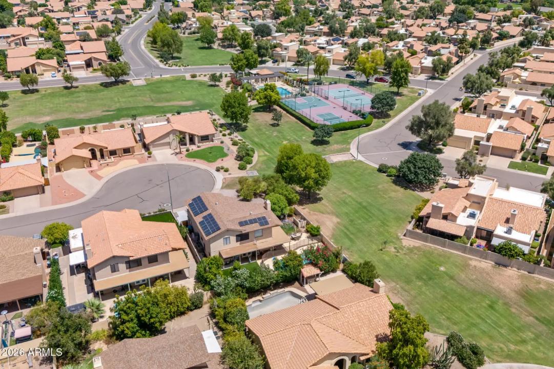 Real Estate Picture 39