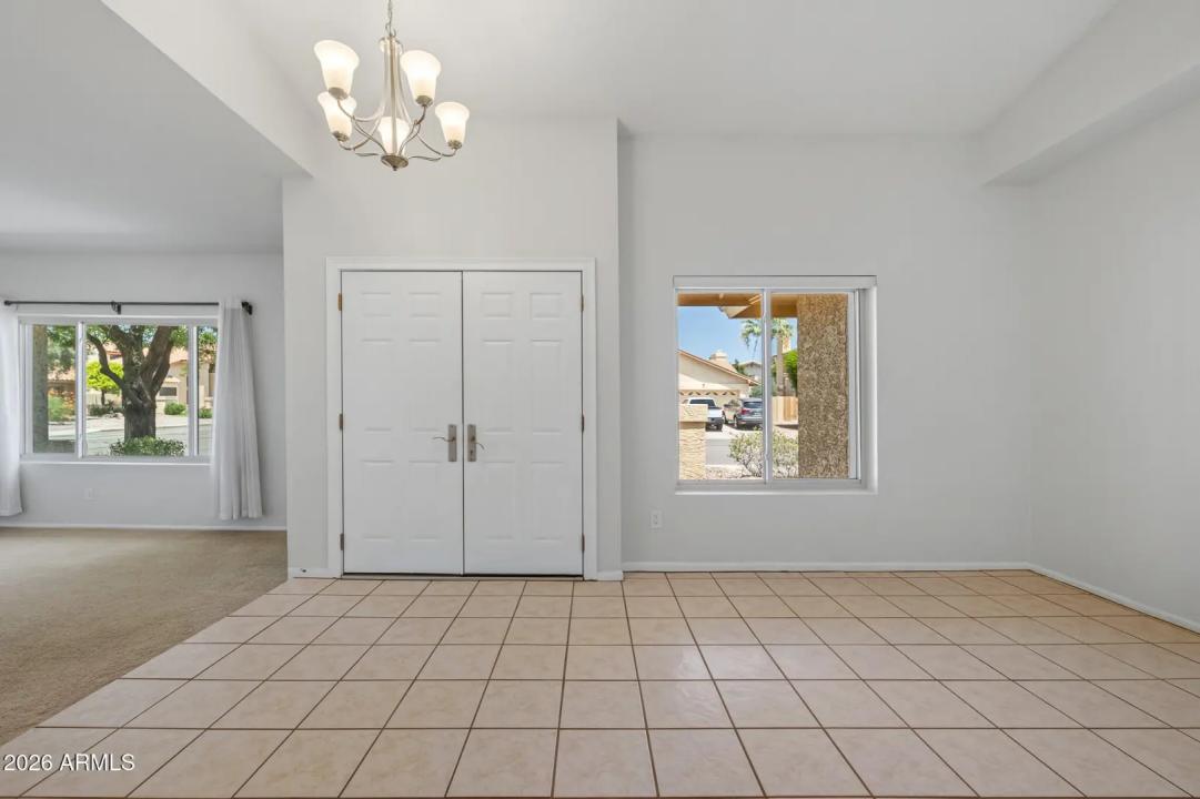 Real Estate Picture 5