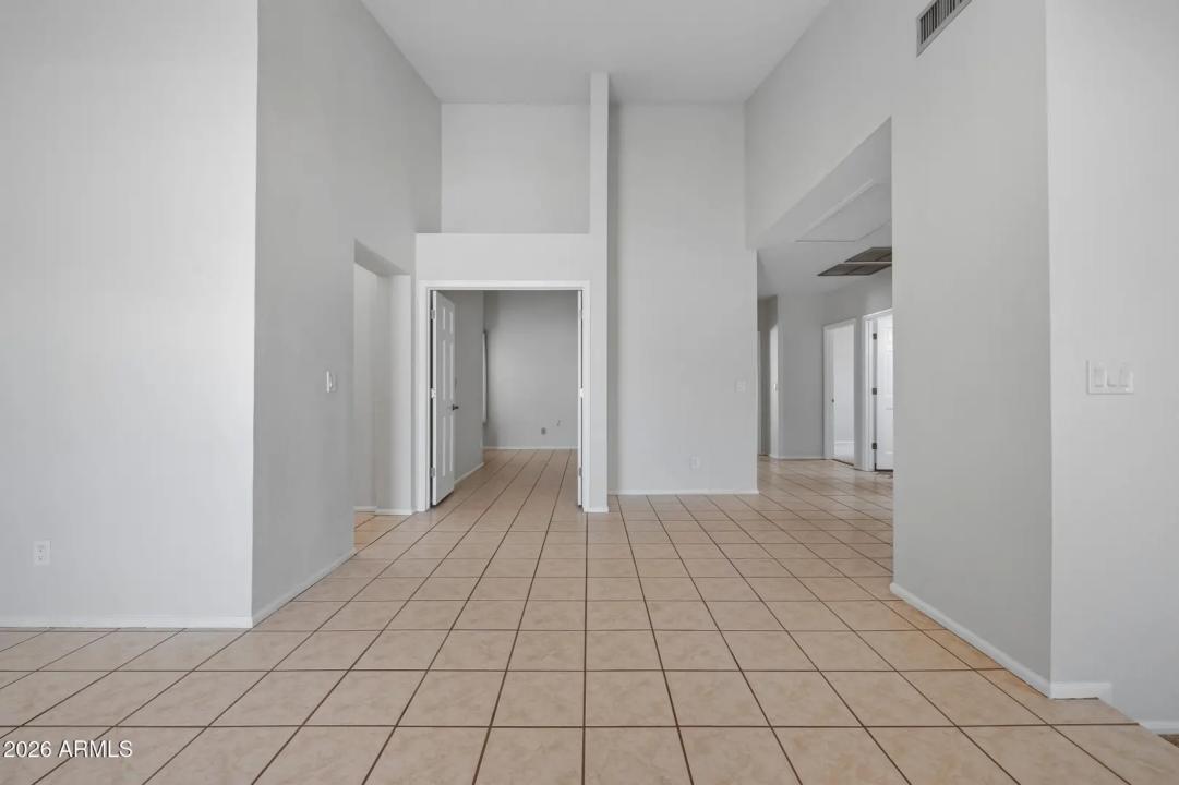 Real Estate Picture 19