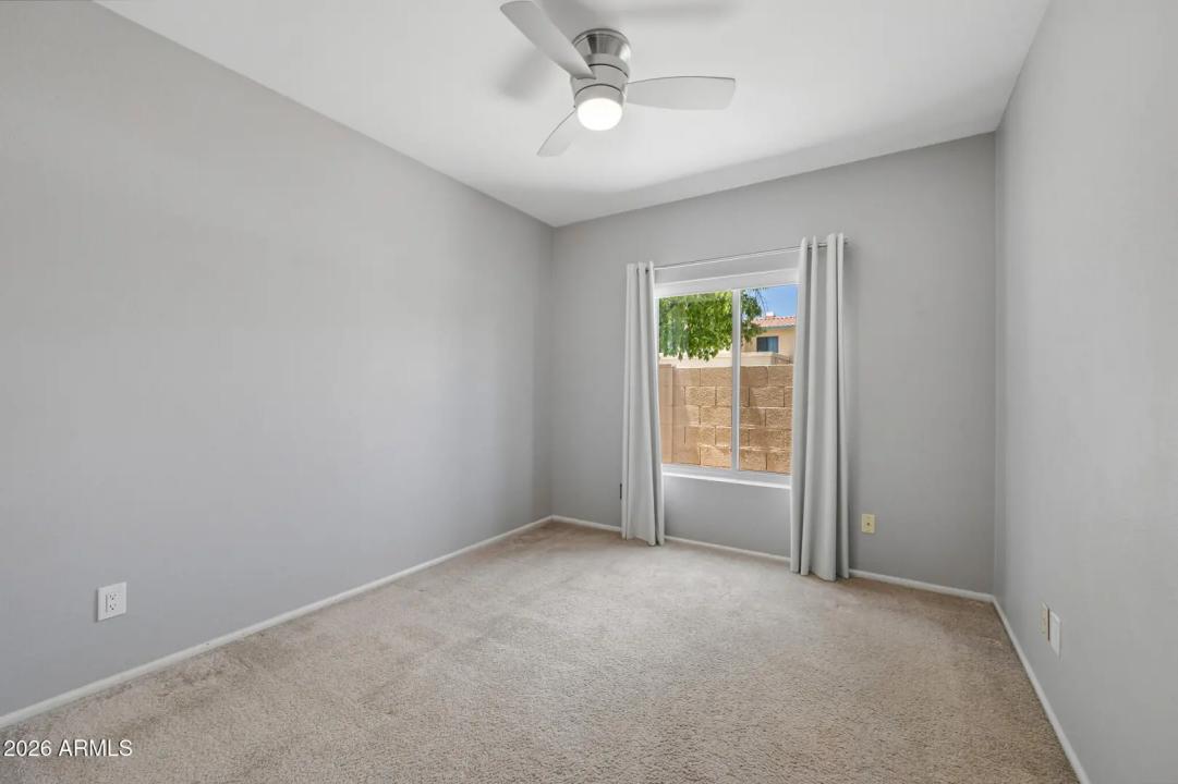 Real Estate Picture 29