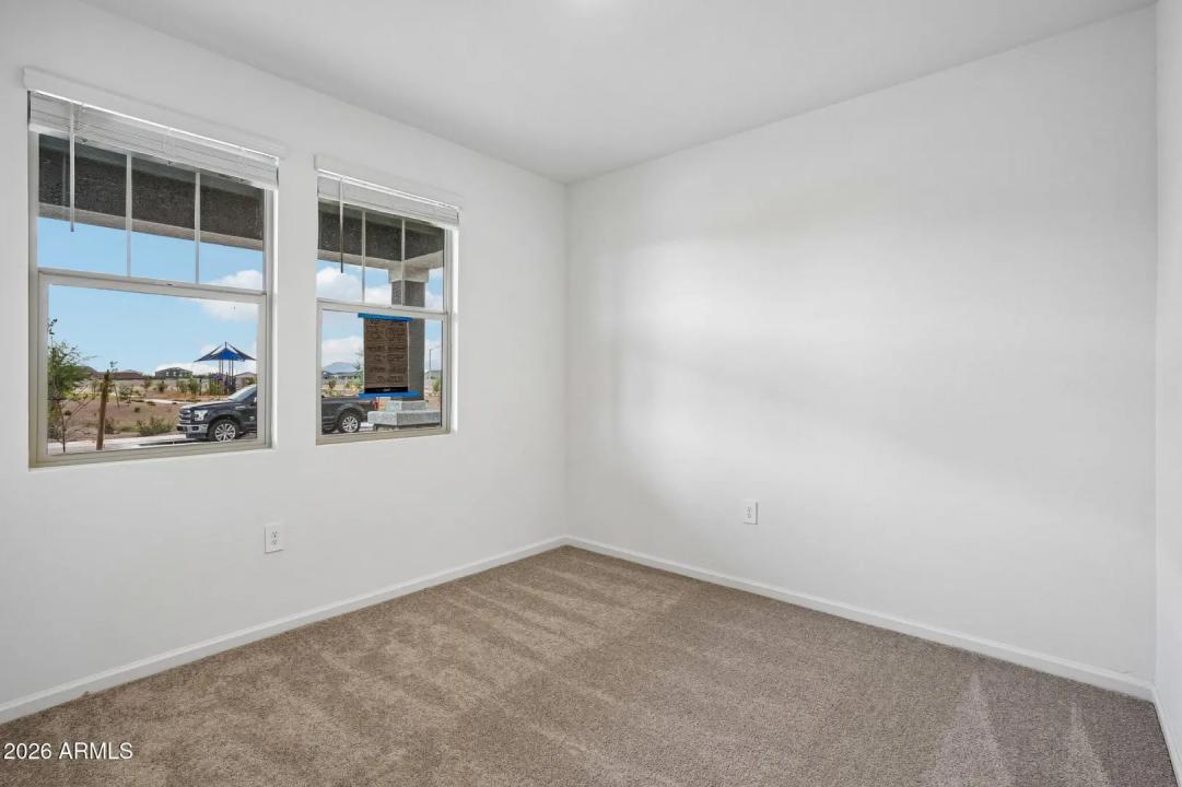 Real Estate Picture 13