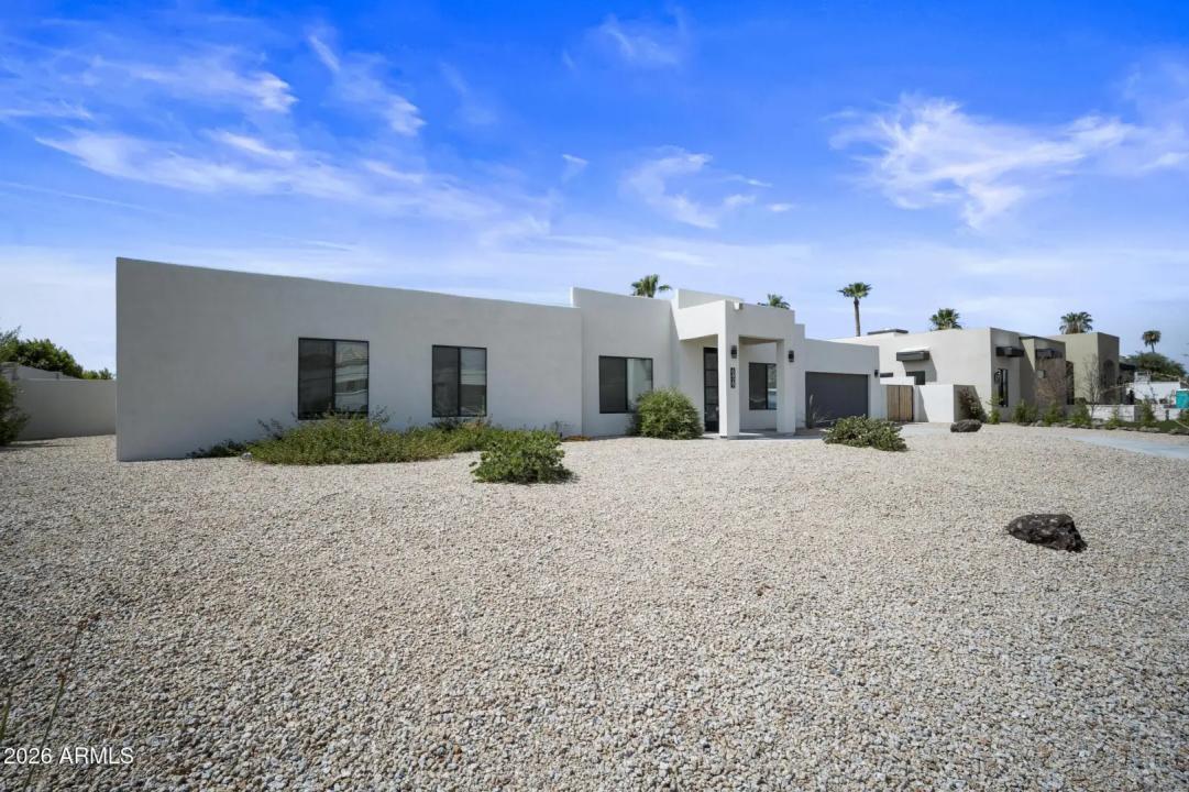 Real Estate Picture 2