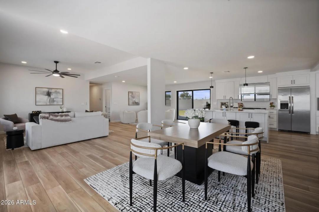 Real Estate Picture 19