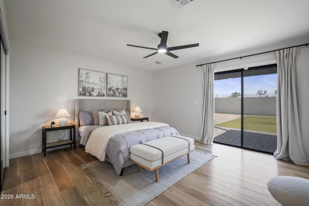 Real Estate Picture 26