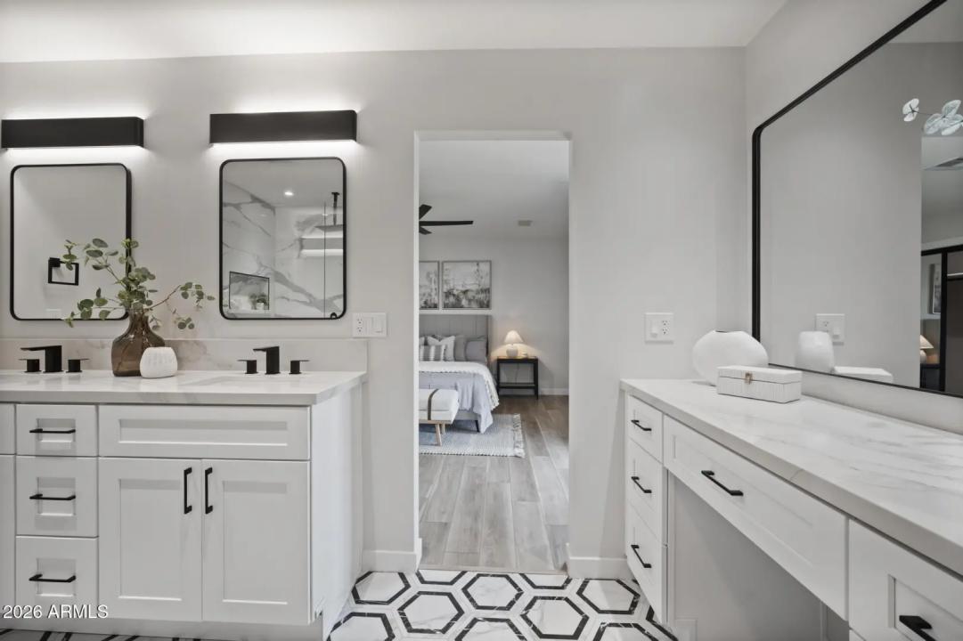 Real Estate Picture 34