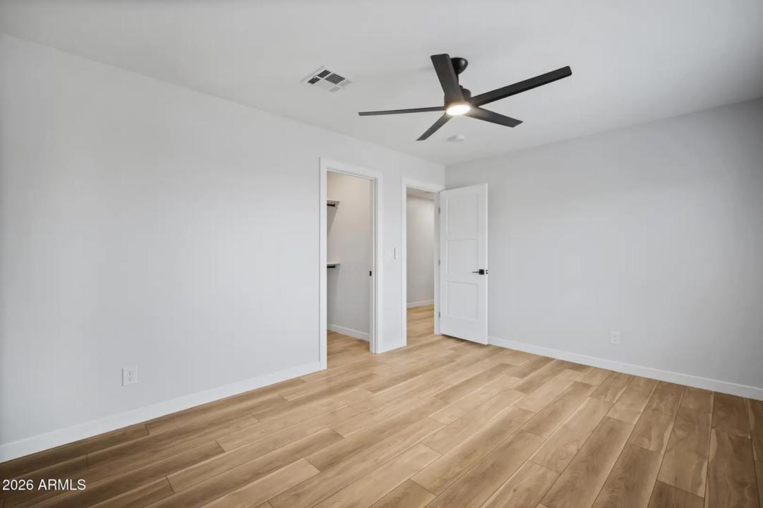 Real Estate Picture 36