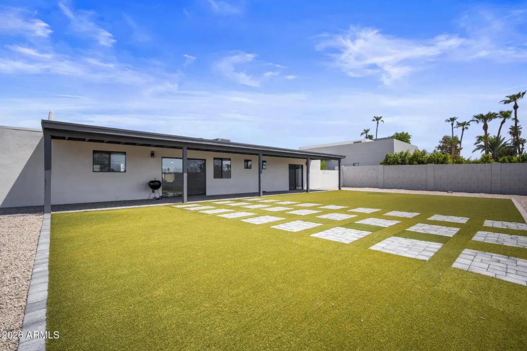 Real Estate Picture 40