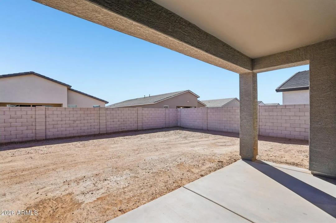 Real Estate Picture 15
