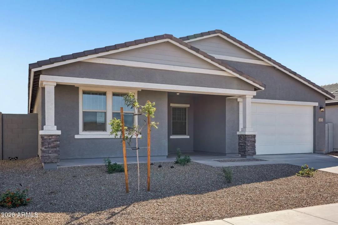 Real Estate Picture 3