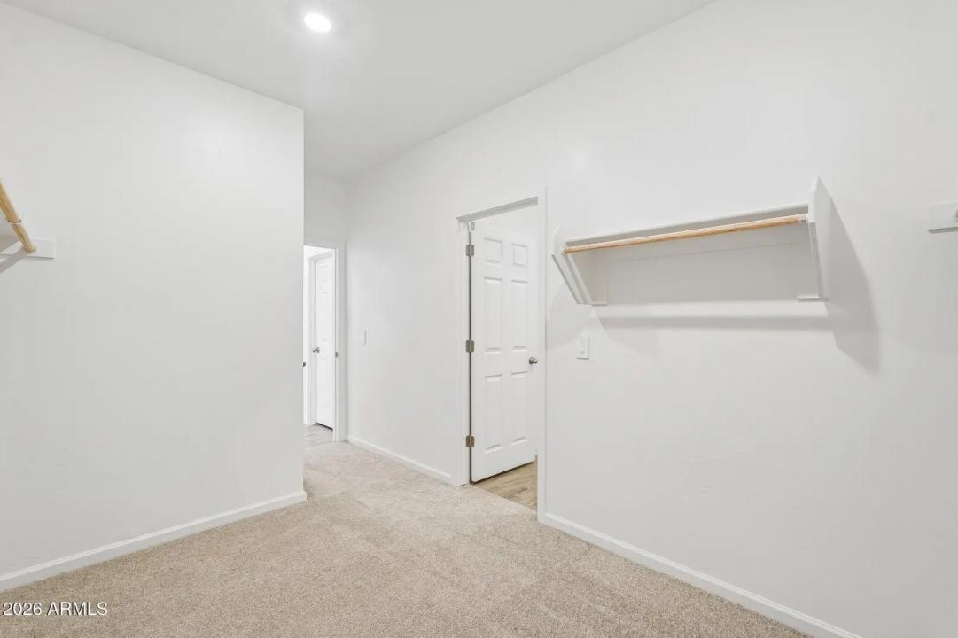 Real Estate Picture 29