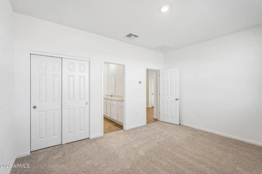 Real Estate Picture 36